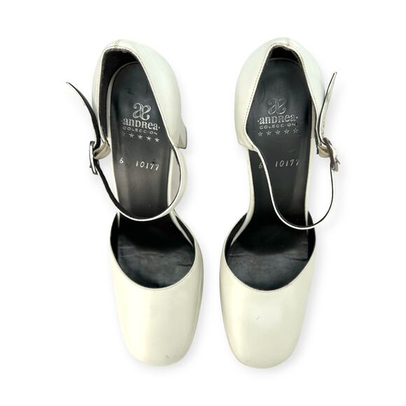 Andrea Coleccion | Size 8 | White Leather Round Toe Chunky 4 Inch High Heel Pump - Picture 9 of 11